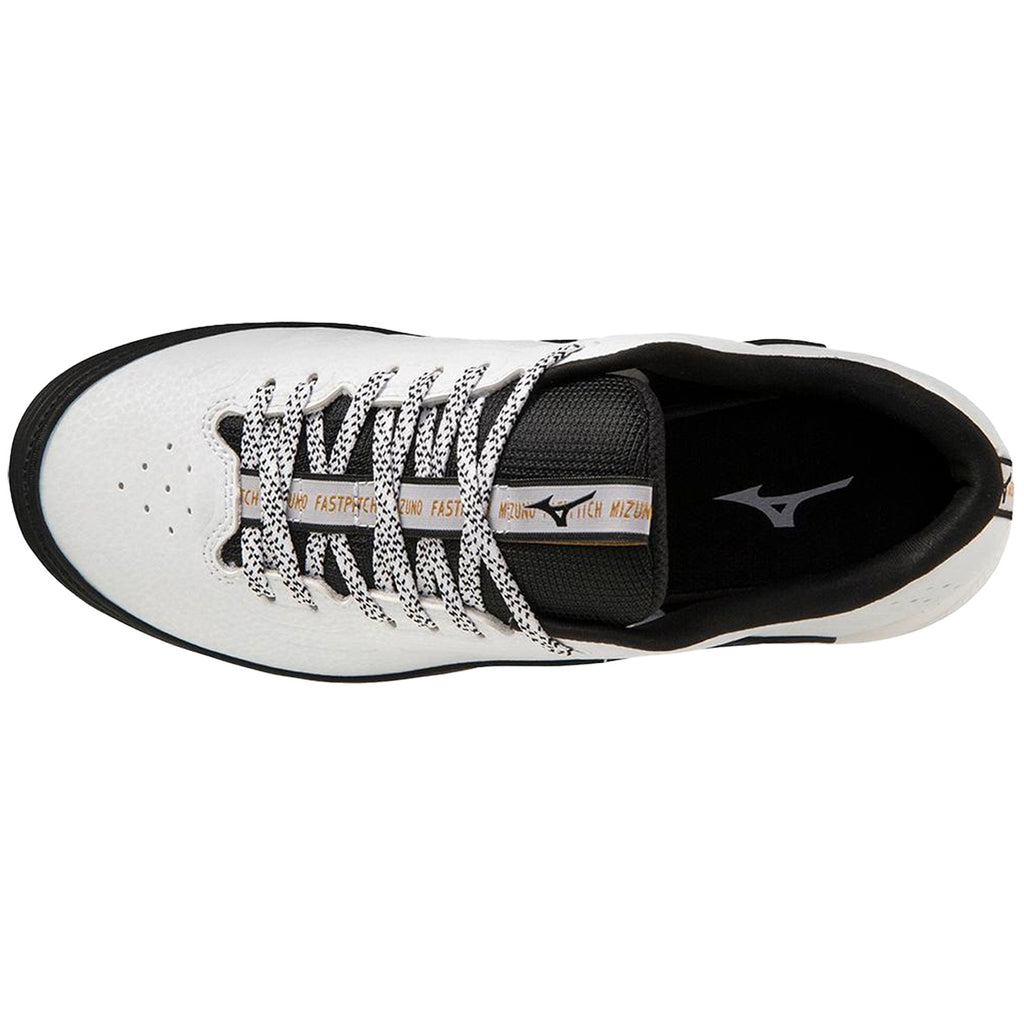9-Spike Advanced Finch Elite 6 Low Molded Women's Cleats