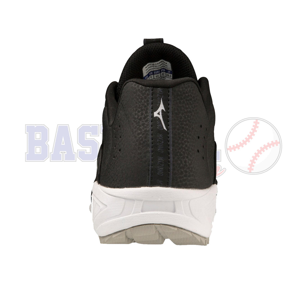 Ambition 3 All Surface Low Turf Shoes