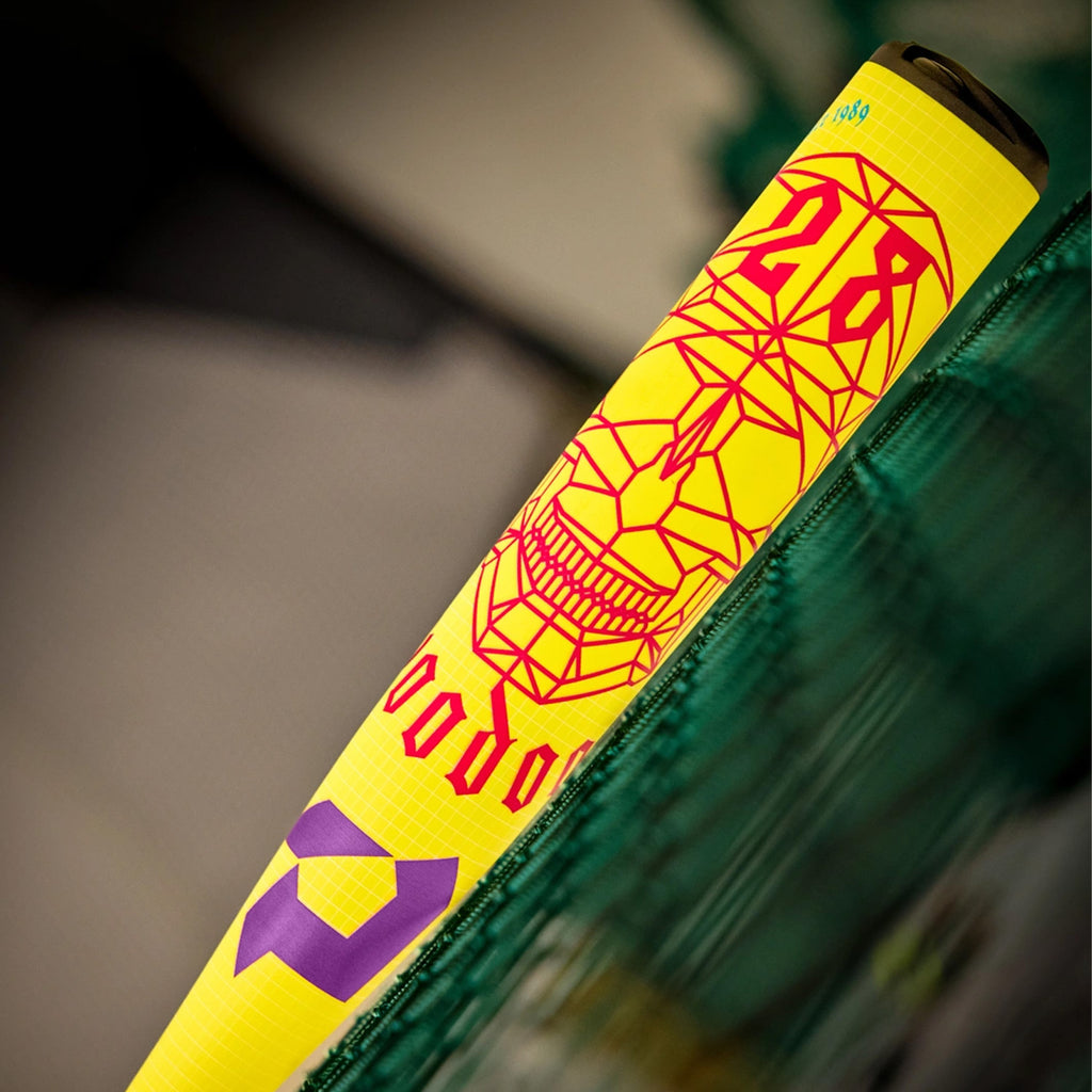 Bâton de Baseball Demarini VooDoo ONE v2 2026 (-3) BBCOR