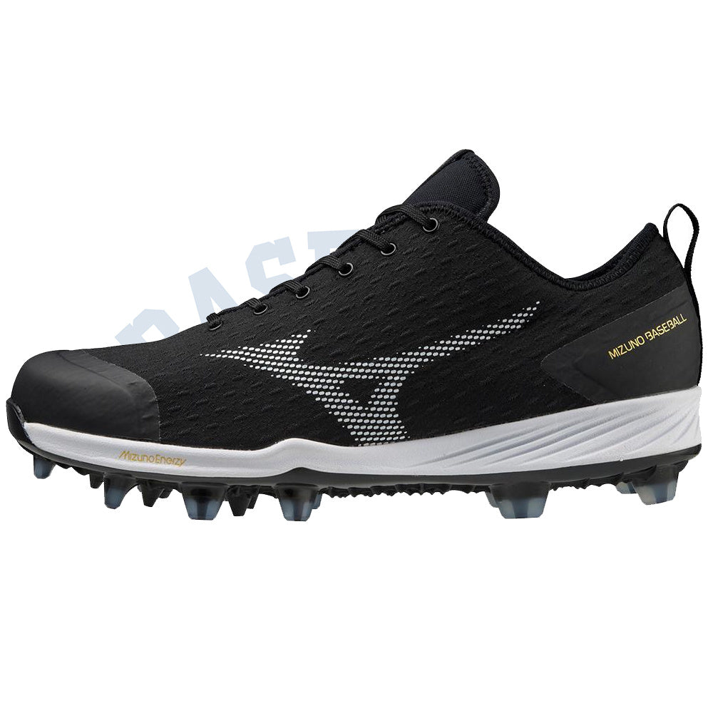 Dominant 4 TPU Low Cleats