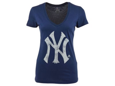 Yankees Keep Advancing T-Shirt