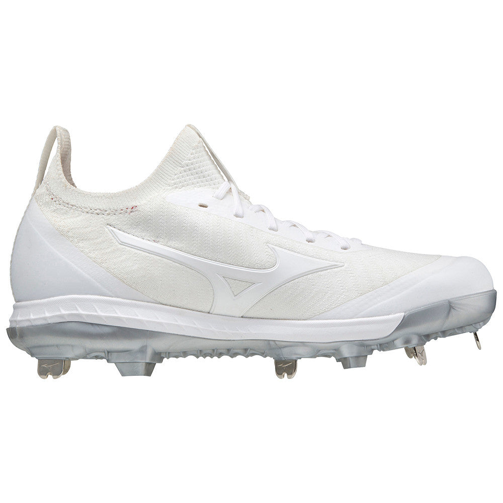 Dominant Knit Metal Baseball Cleat