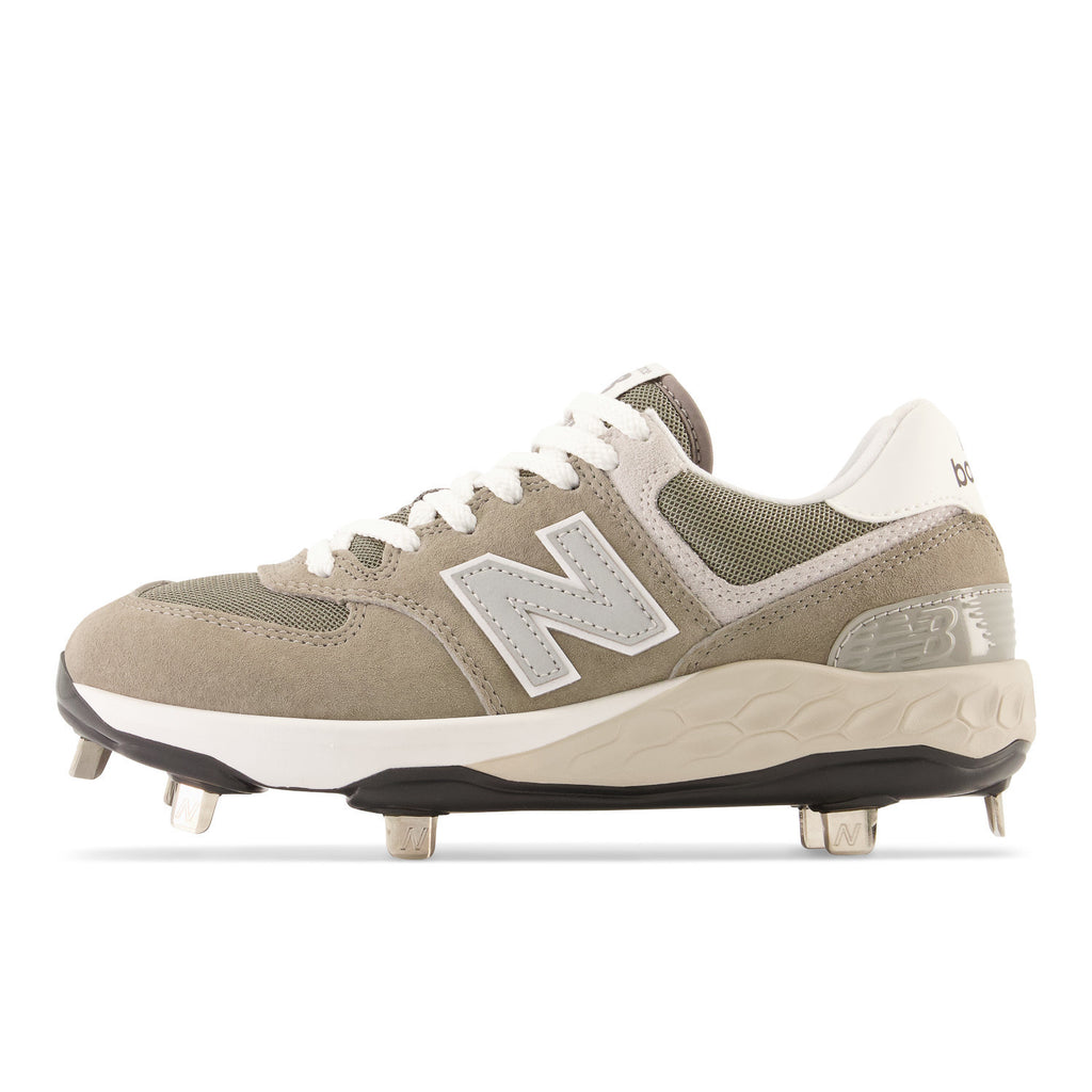SM574V1 Women's Baseball Metal Cleats