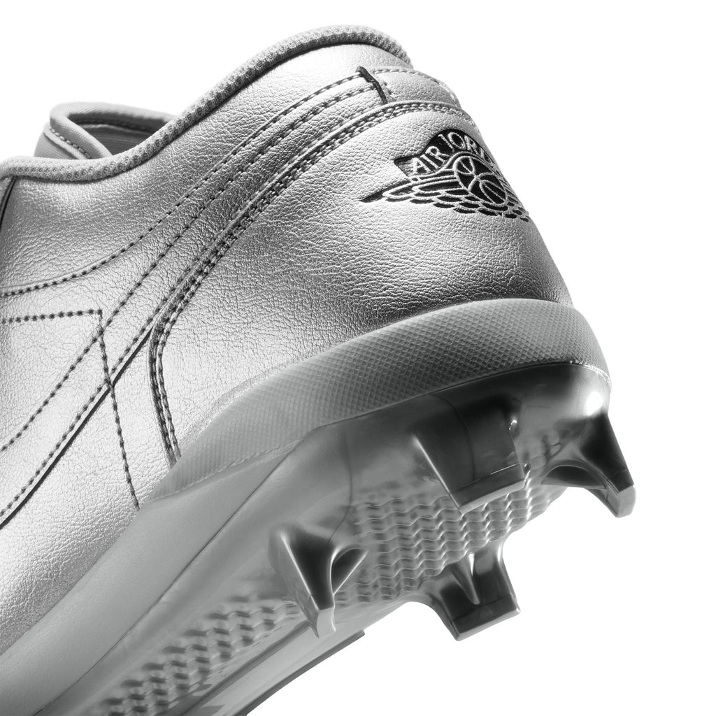 Metallic Silver/Black