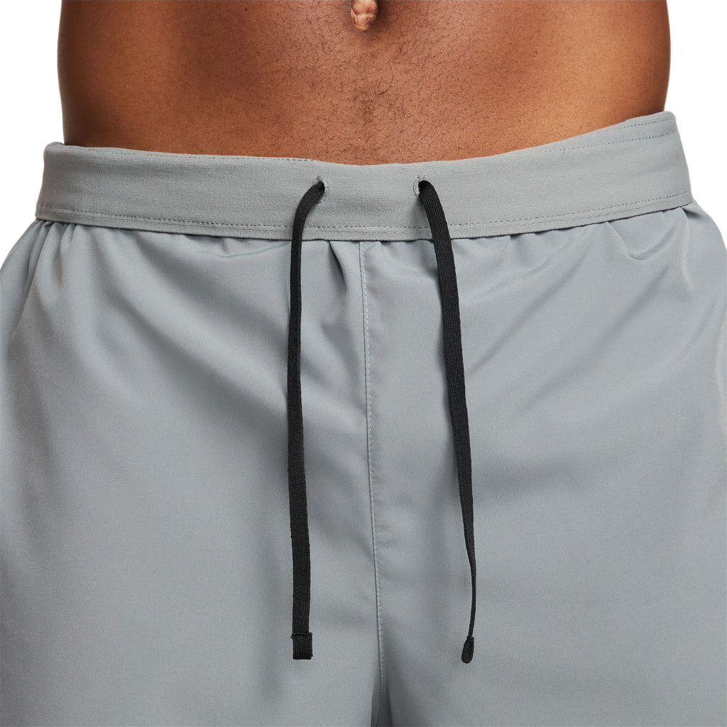 Nike Challenger Men's Dri-FIT 2-in-1 Versatile Shorts