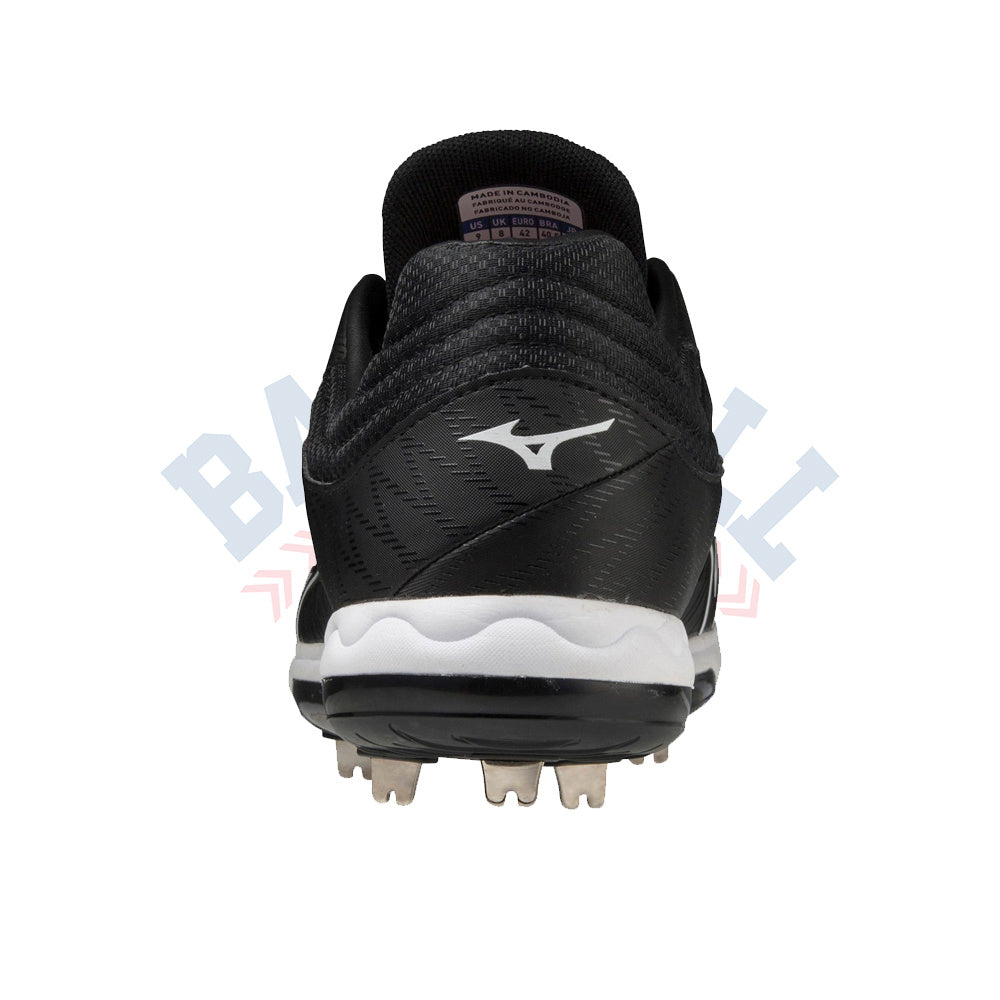 Speedrevo Ace Metal Cleats