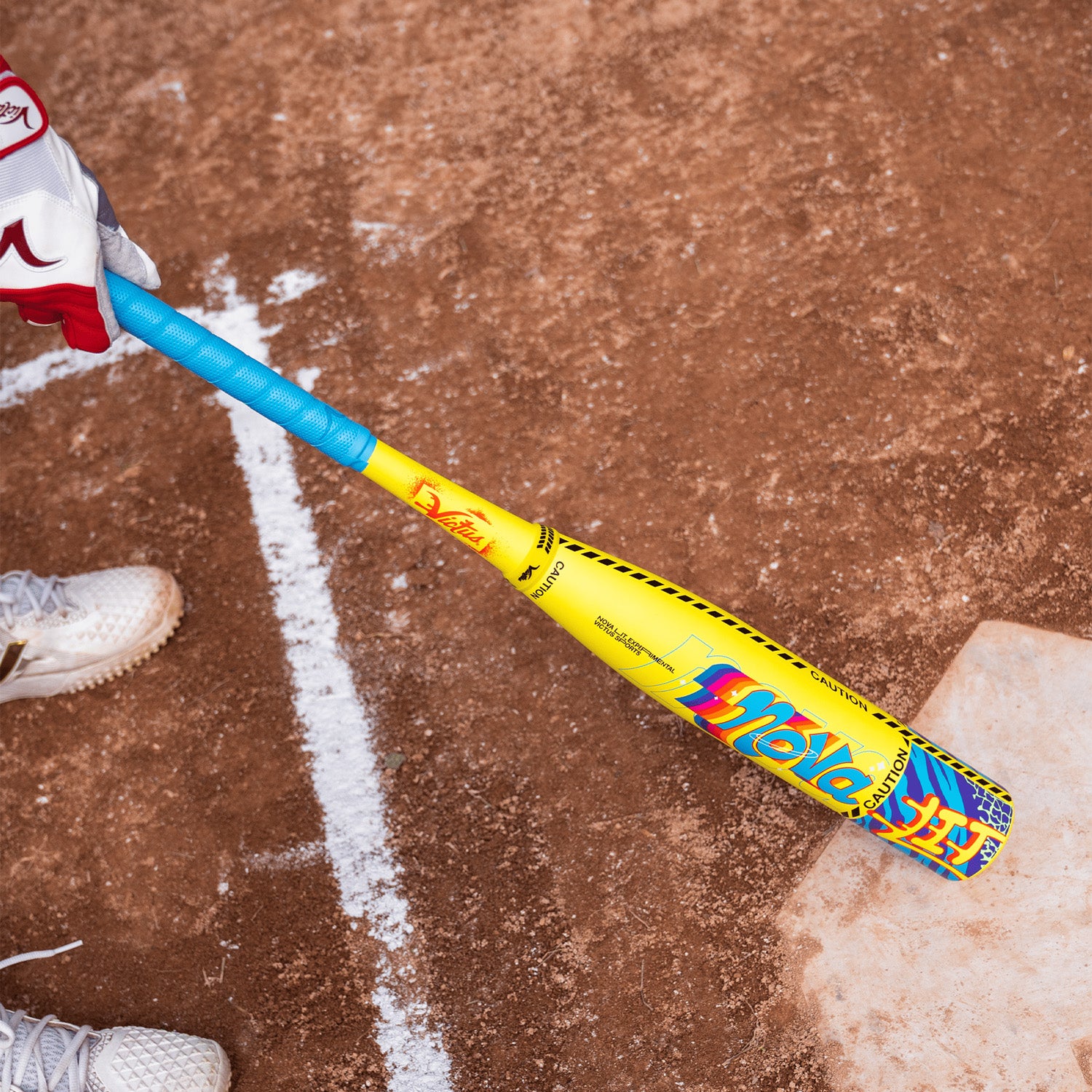 Victus Nova Lit SL USSSA (-10) Baseball Bat