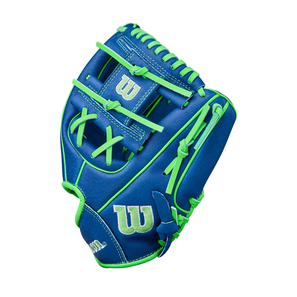 Wilson A450 Advisory Staff 10.75" Youth Baseball Glove