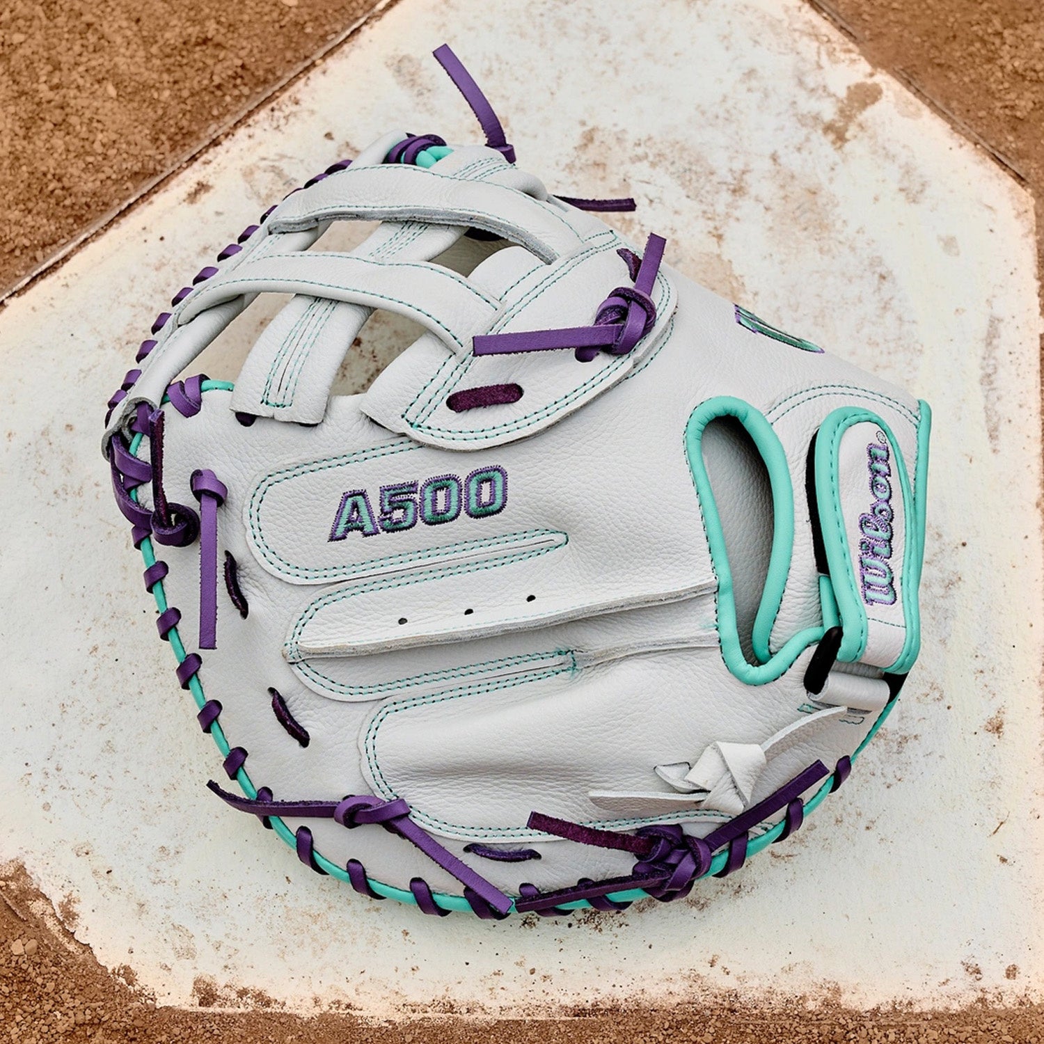 Wilson A500 Siren 32" Youth Catcher's Fastpitch  Glove