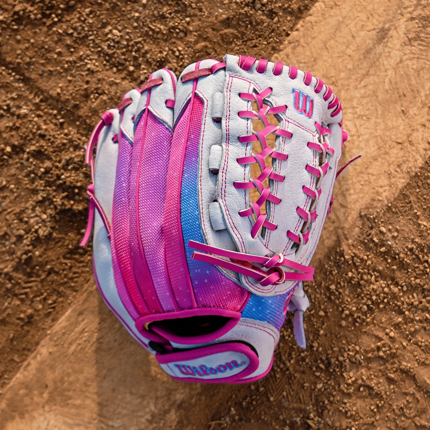 Wilson Flash 12" Youth Fastpitch Glove